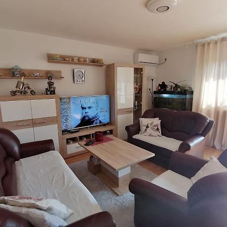 Airport Apartment Surčin 외부 사진
